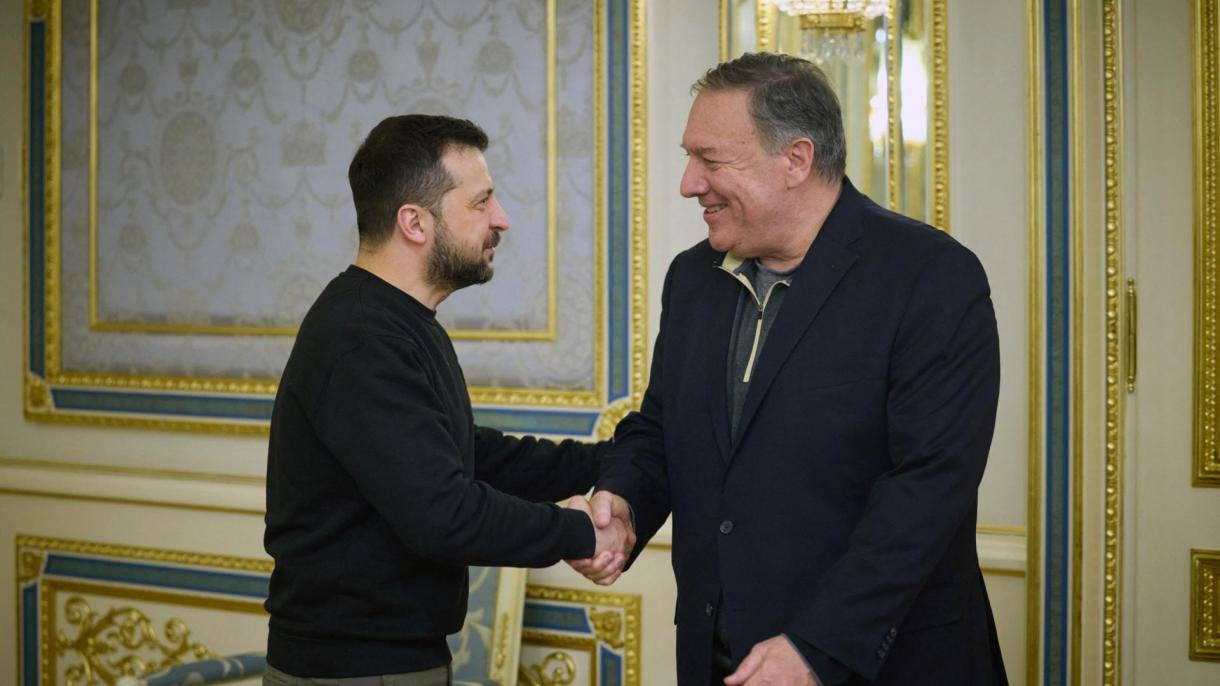 美国代表团访问乌克兰并与泽伦斯基会面