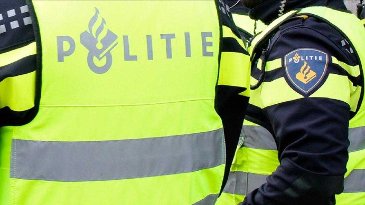 オランダ警察局長がトルコ人に謝罪 オランダ警察局長がトルコ人に謝罪