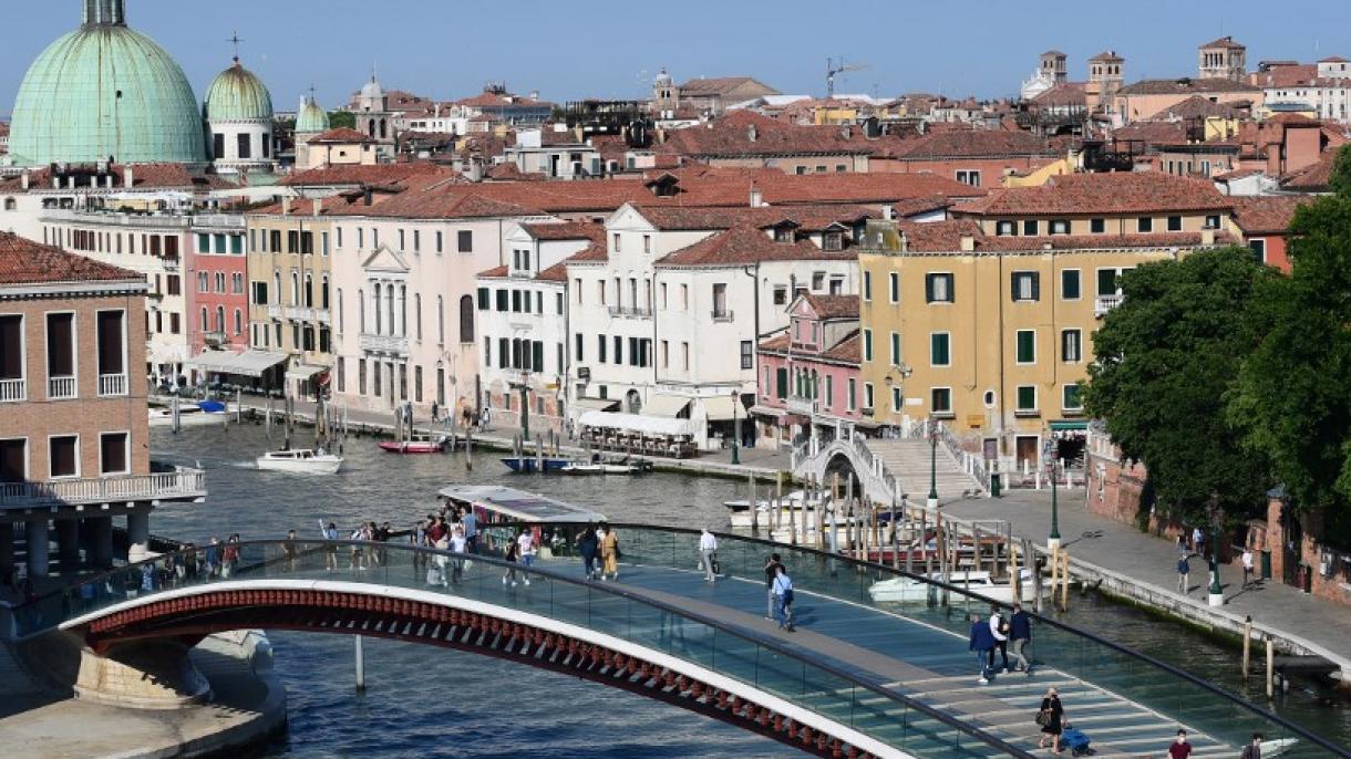 Venezia accogliera’ i suoi visitatori con un obbligo di prenotazione
