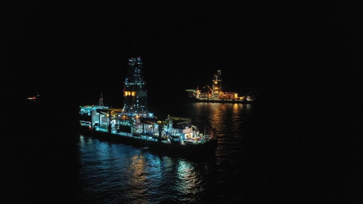 Бродот за сондажа „Фатих“ започна со дупчење во „Туркали-7“ во Црното Море