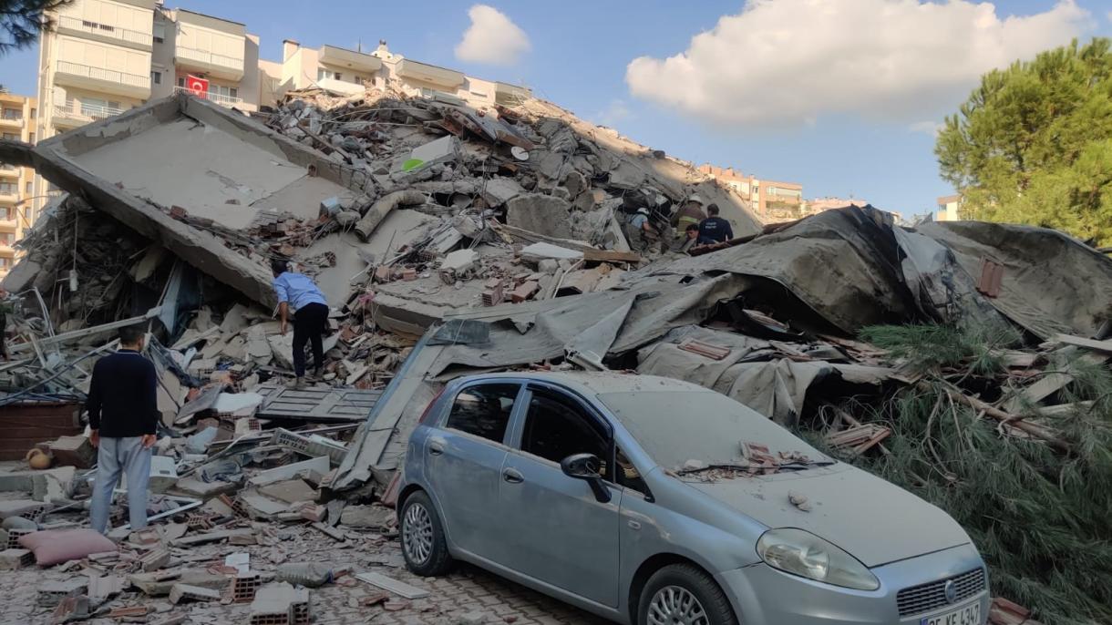Земјотрес од 6,6 степени во населеното место Сеферихисар и градот Измир: Има срушени згради