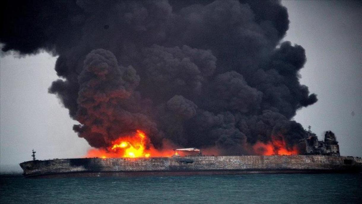 Mar Rosso: Petroliera iraniana colpita da 2 missili