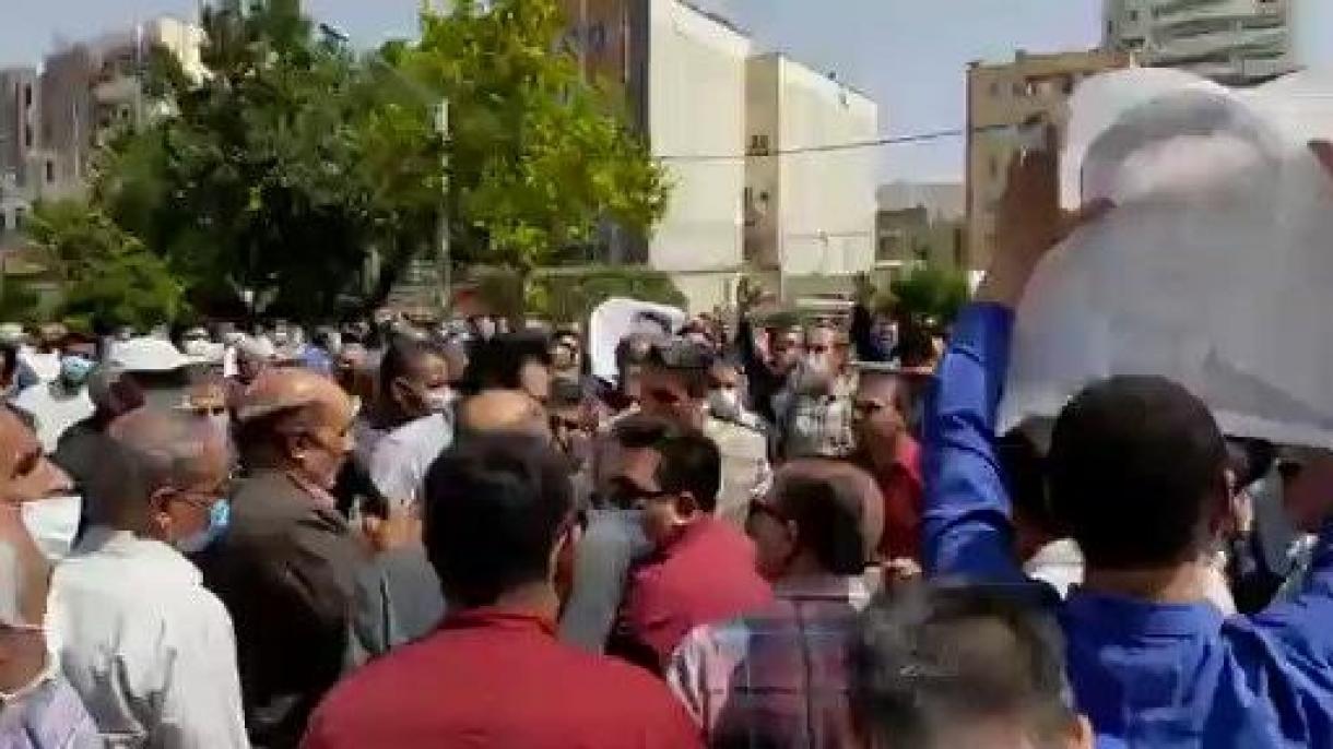 اعتراضات سراسری معلمان در ایران با خشونت پلیس روبرو شد