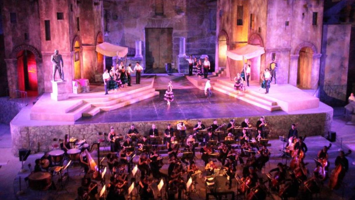 Beynəlxalq Aspendos Opera və Balet Festivalı başladı