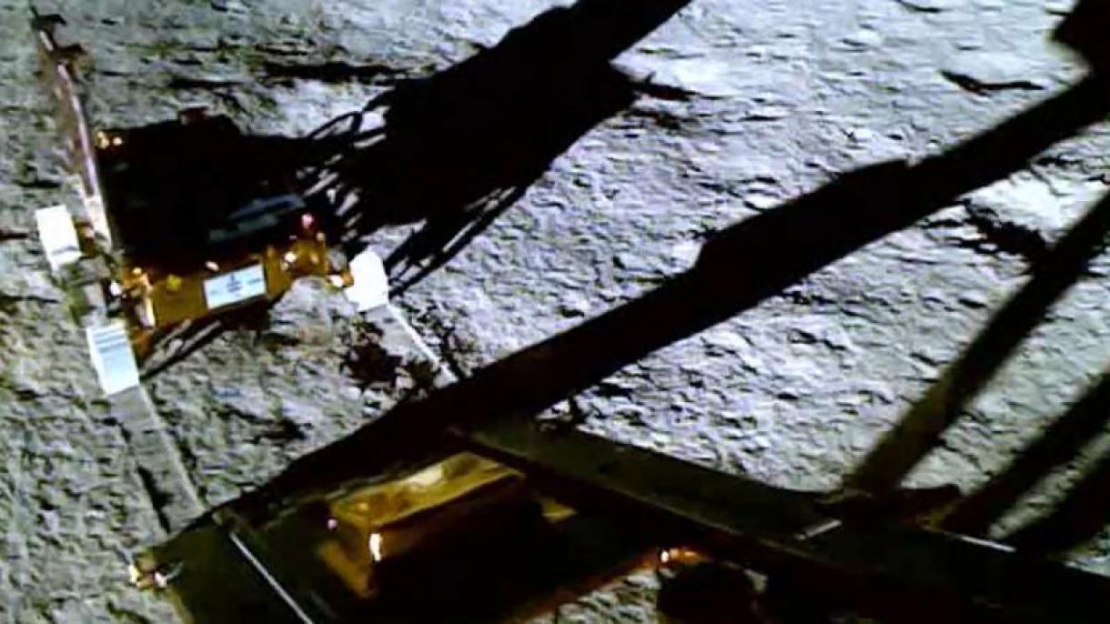 Sikeres landolást hajtott végre a Holdon a Vikram az indiai holdjáró