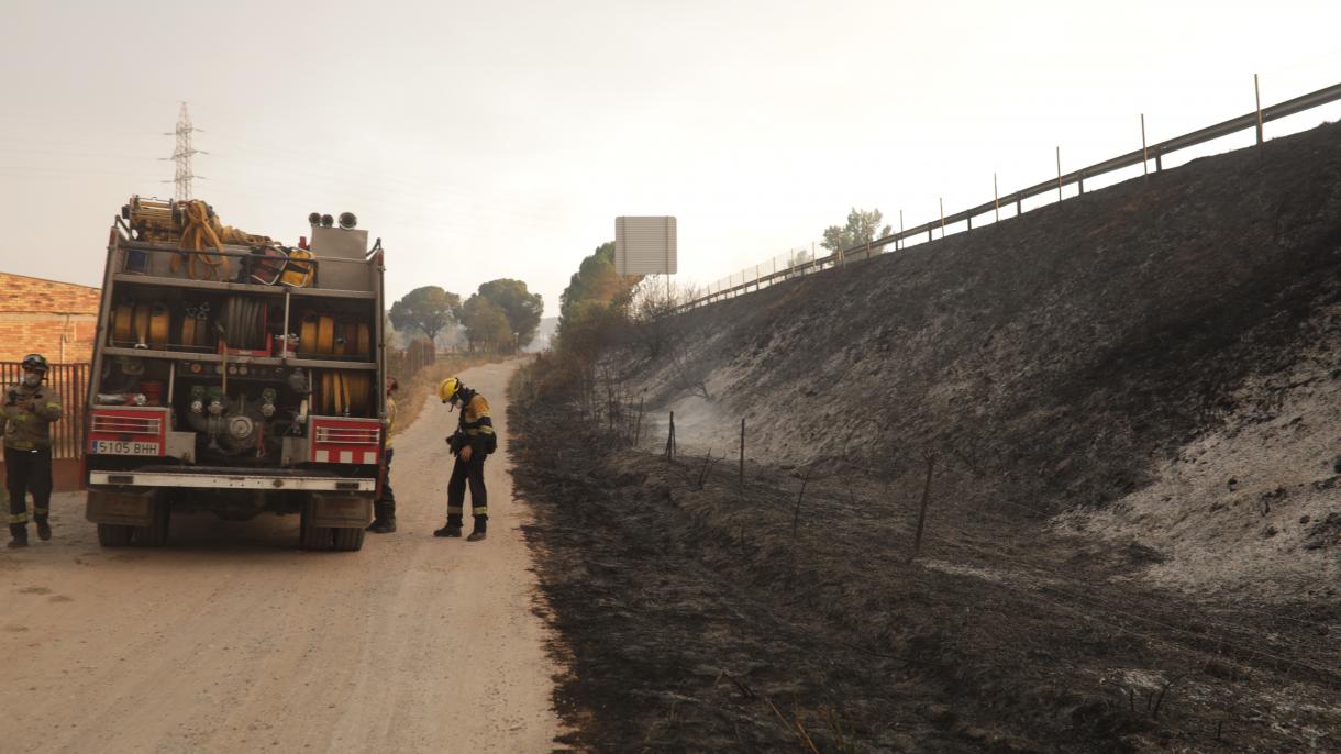 Muere un bombero en España luchando contra los incendios forestales