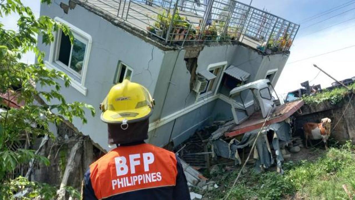 فیلیپین-ده باش وئرن زلز‌له‌ده 79،2 مین‌دن چوخ اینسان ضرر چکیب