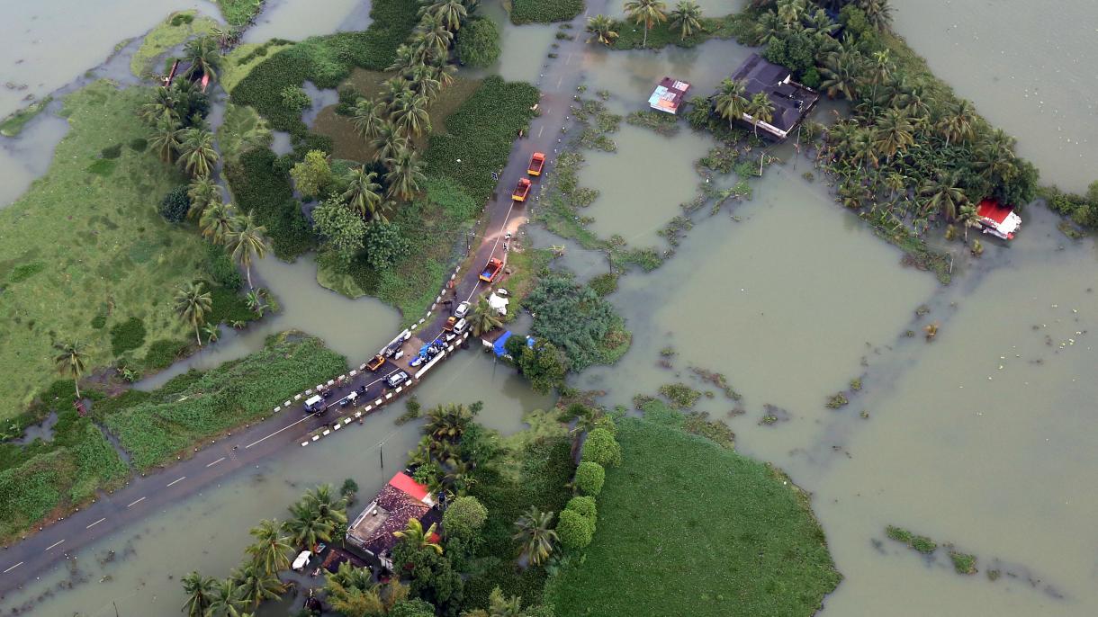 بھارت: شدید بارشوں، سیلاب اور لینڈ سلائیڈنگ کے بعد وبا پھوٹ نکلی