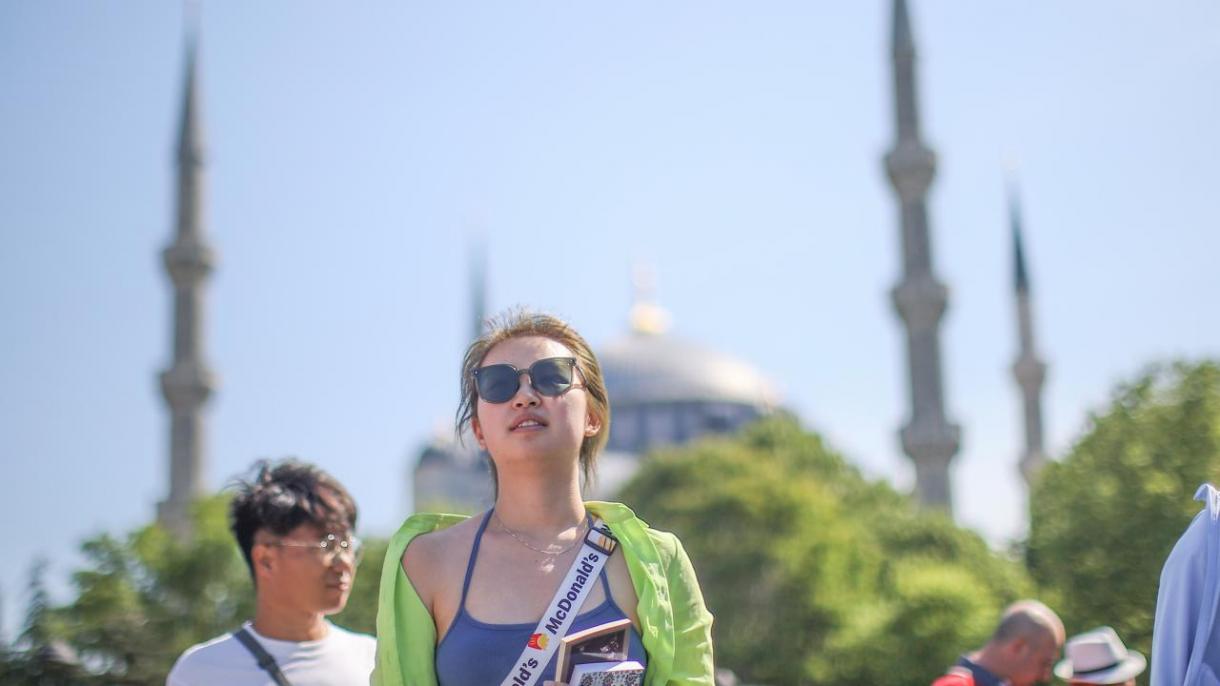 istanbul turist.jpg