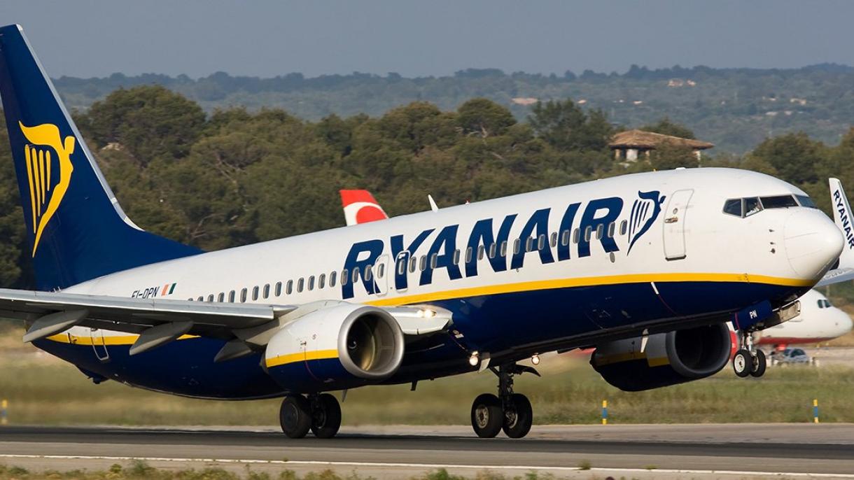 Ryanair cancela este viernes 64 vuelos en España por huelga de tripulantes cabina