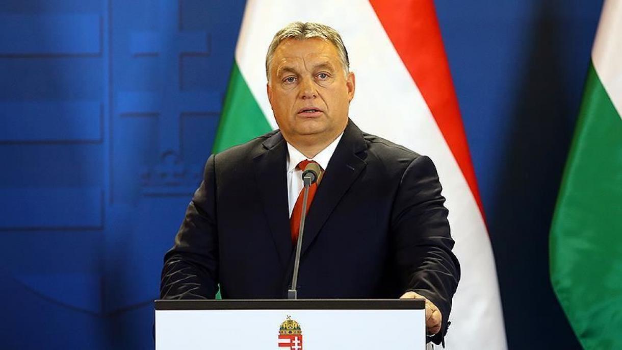 Orbán: “La UE fracasa, pero el Consejo Turco envía ayuda para el Covid-19”