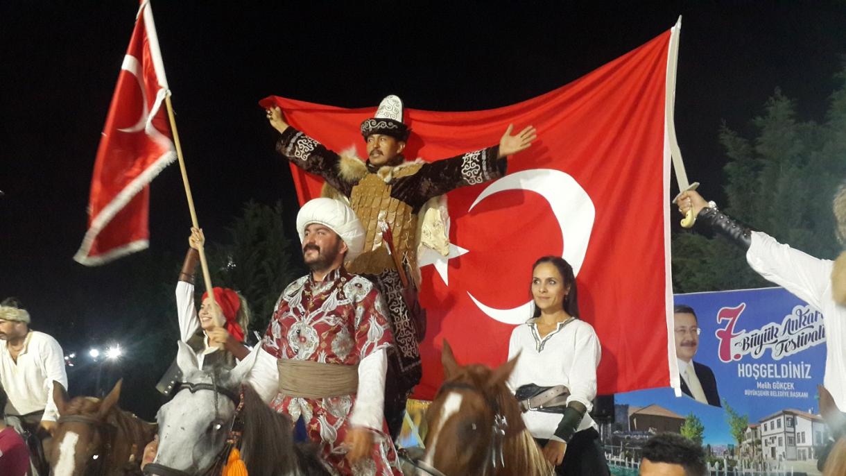 Анкарадагы фестивалда ат оюндары көңүл бурду