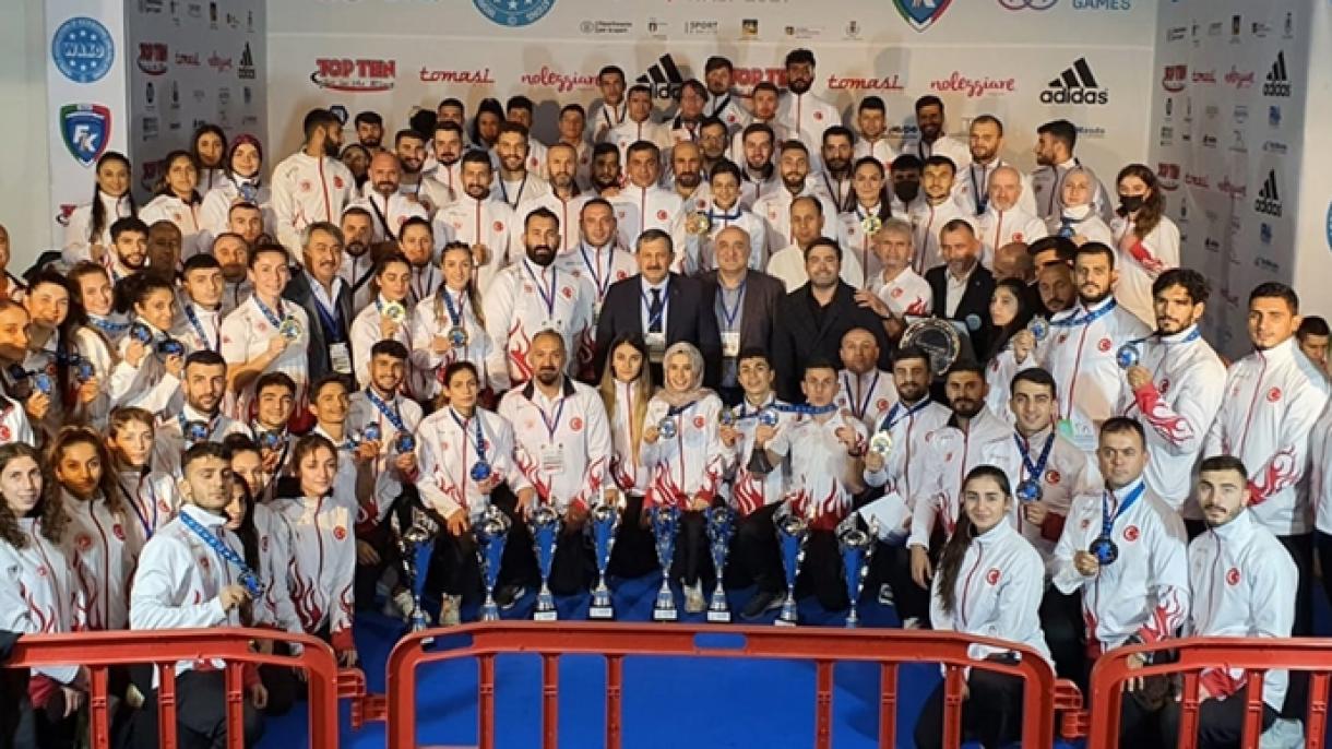 Түркия Кик-бокс боюнча Дүйнө чемпиондугунда 42 медалды багындырды
