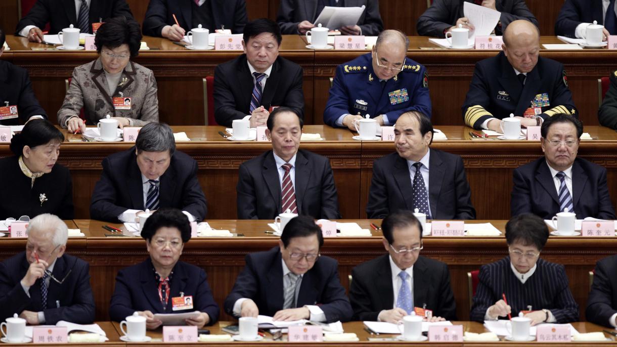 中国宪法誓词将更改 奋斗目标表述要加“伟大”和“现代化”