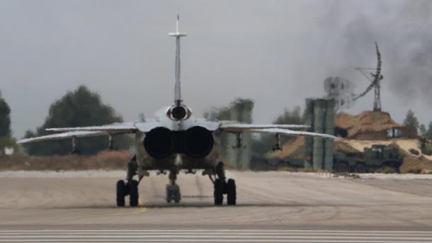Aviões russos bombardearam Azaz no norte da Síria