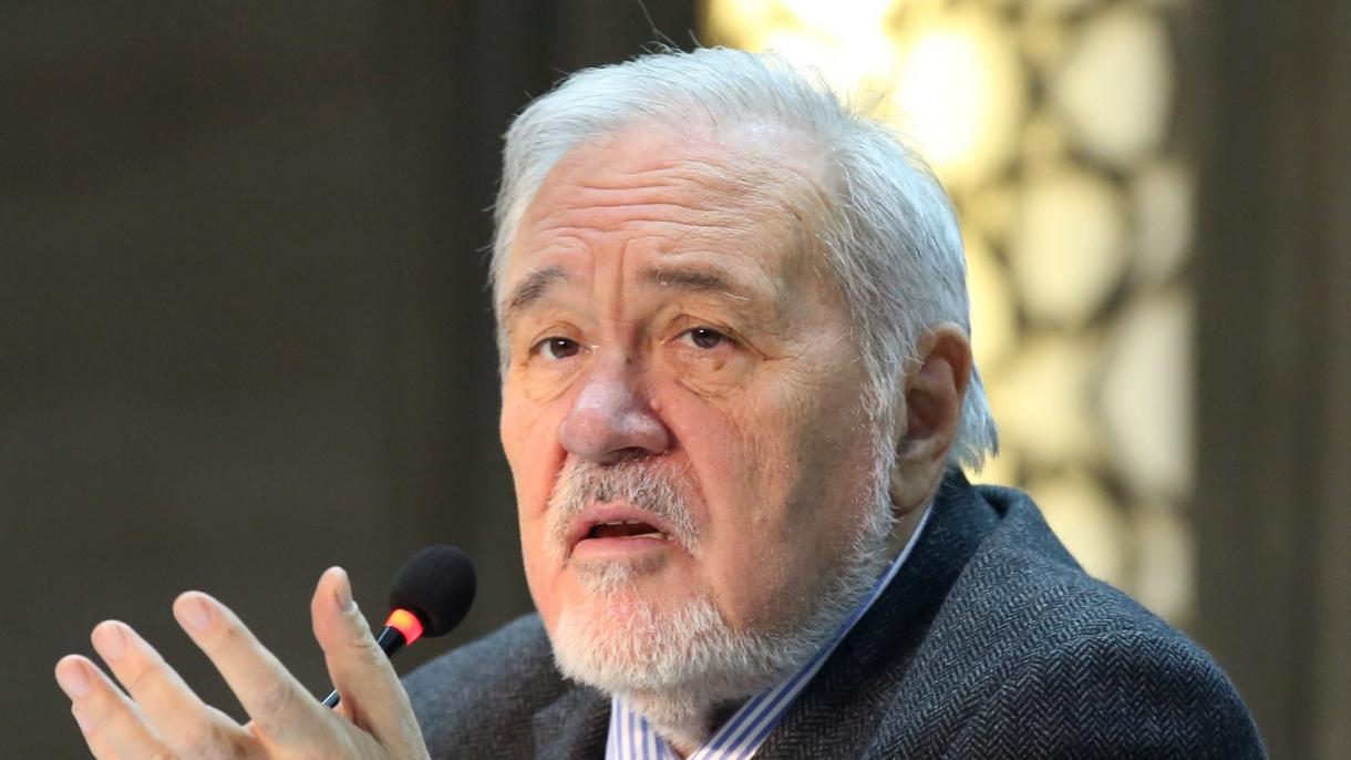 Ortayli: "Os prêmios Nobel são concedidos a uma certa ideologia"