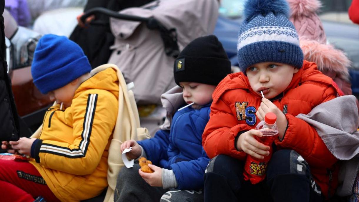 40 niños refugiados ucranianos olvidan la guerra en un campamento solidario en España