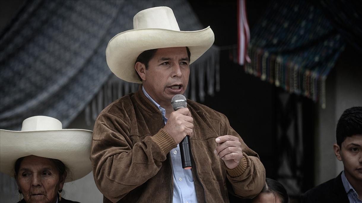 پیشتازی نامزد حزب چپگرا در انتخابات ریاست جمهوری پرو