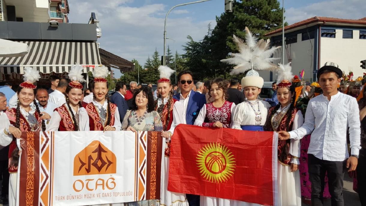 Кыргыздар Анкаранын Чубук районундагы фестивалга катышты