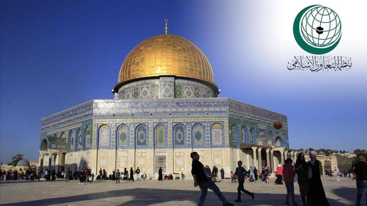 以色列在阿克萨清真寺大门对面安置摄像头