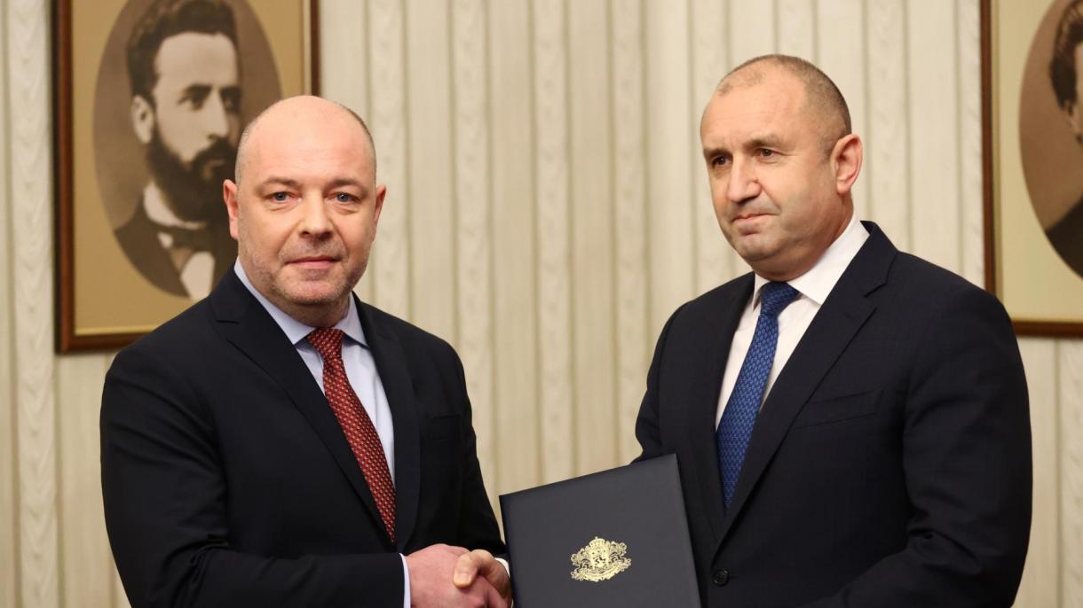 Българският президент връчи мандат на ГЕРБ