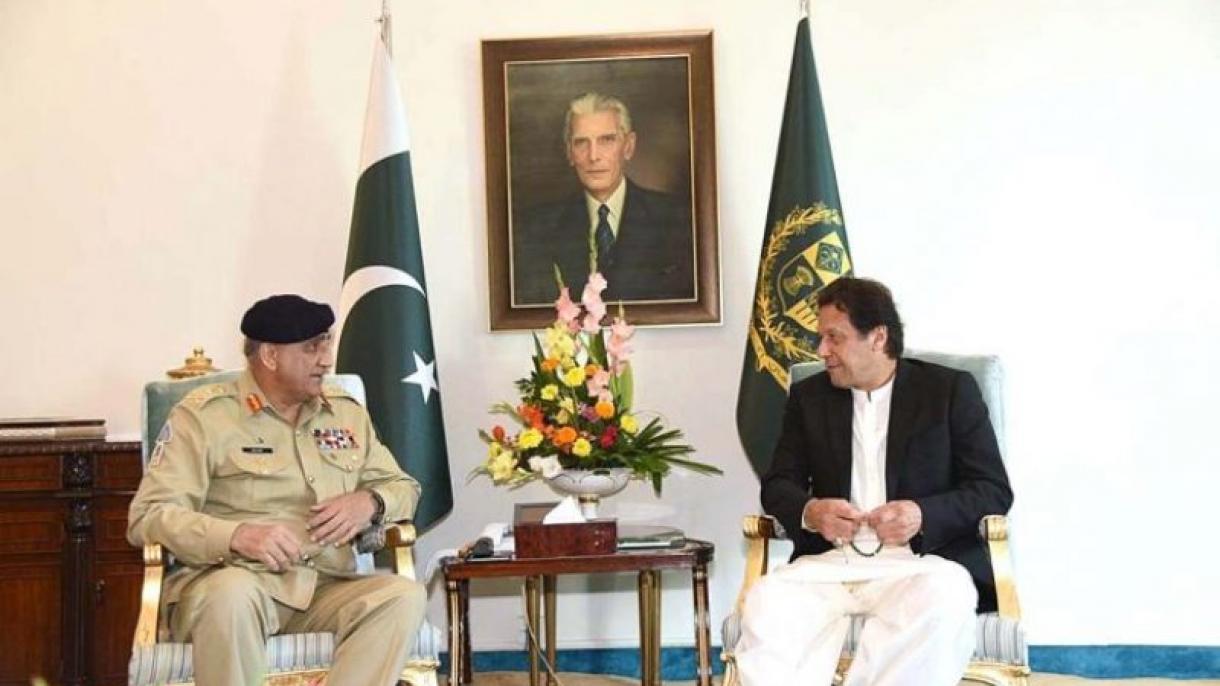 وزیراعظم عمران خان سے بری فوج کے سربراہ جنرل قمر جاوید باجوہ کی ملاقات