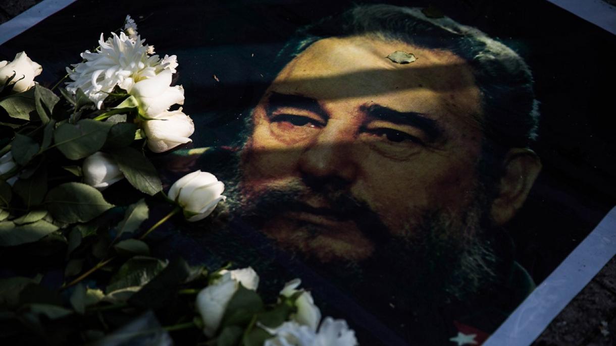 Artistas cubanos hacen homenaje  a Fidel Castro con gala en Santiago de Cuba