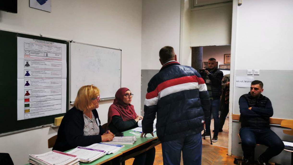Általános választásokat tartottak meg Bosznia-Hercegovinában