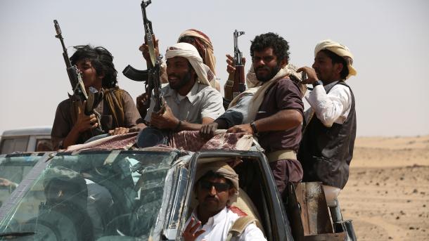 یمن میں  جھڑپوں میں ایک بار پھر تیزی