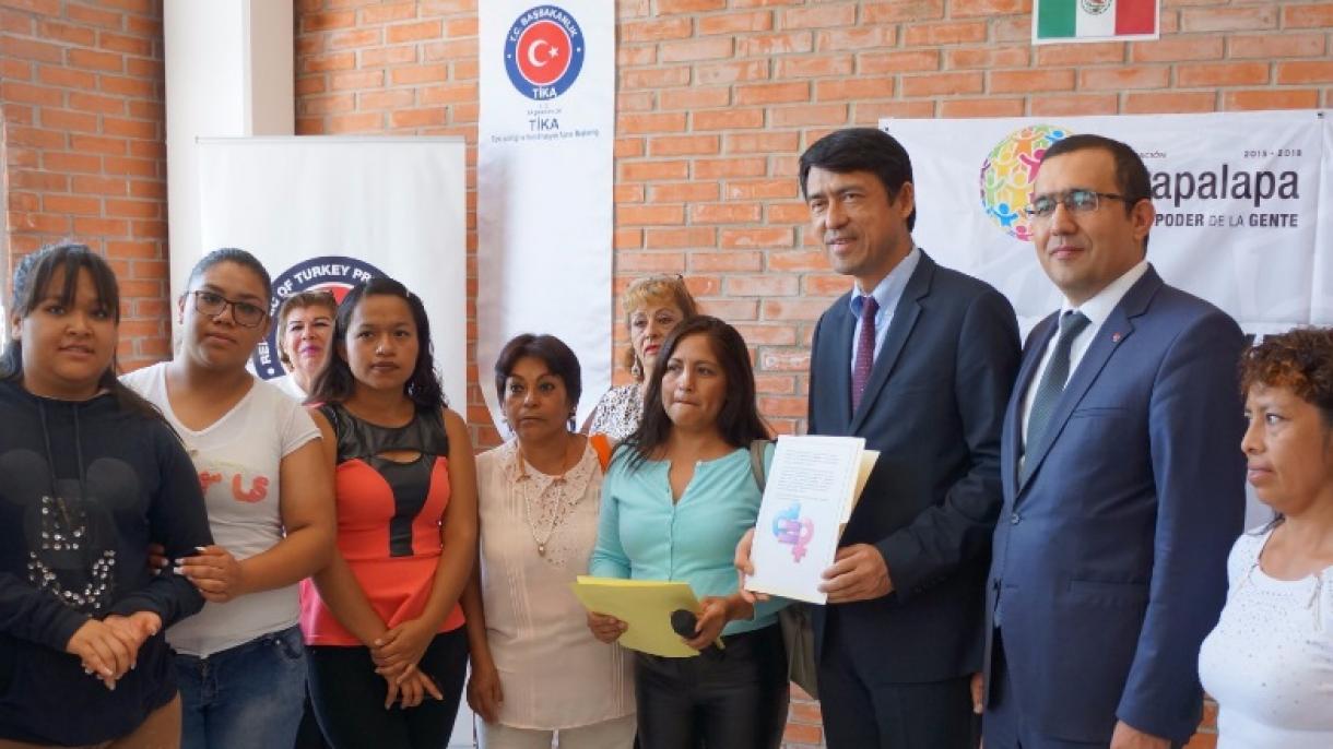 La TIKA contribuye a la formación profesional de las madres mexicanas