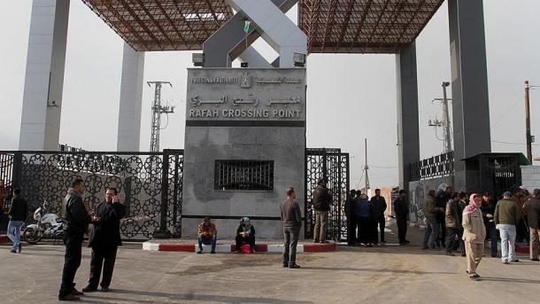 Punctul de trecere al frontierei Rafah s-a deschis