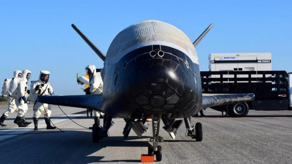 Os EUA lançaram a aeronave X-37B da Boeing no espaço