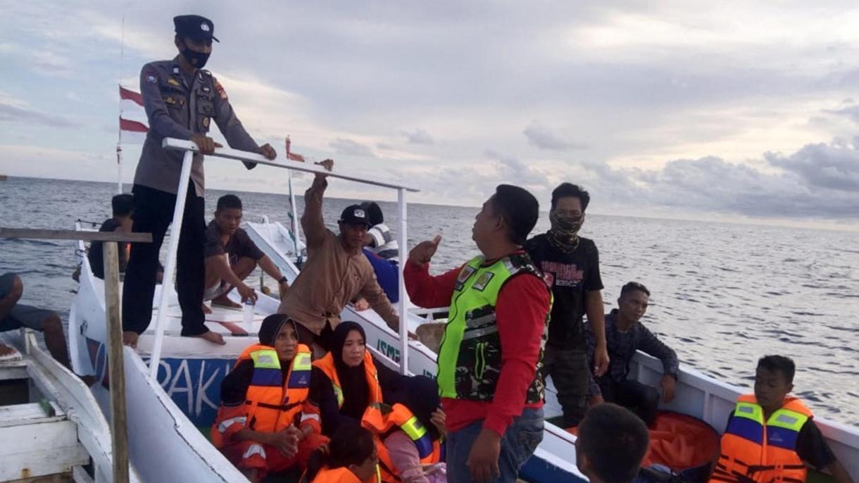 واژگونی قایق در اندونزی؛ 11 مفقود
