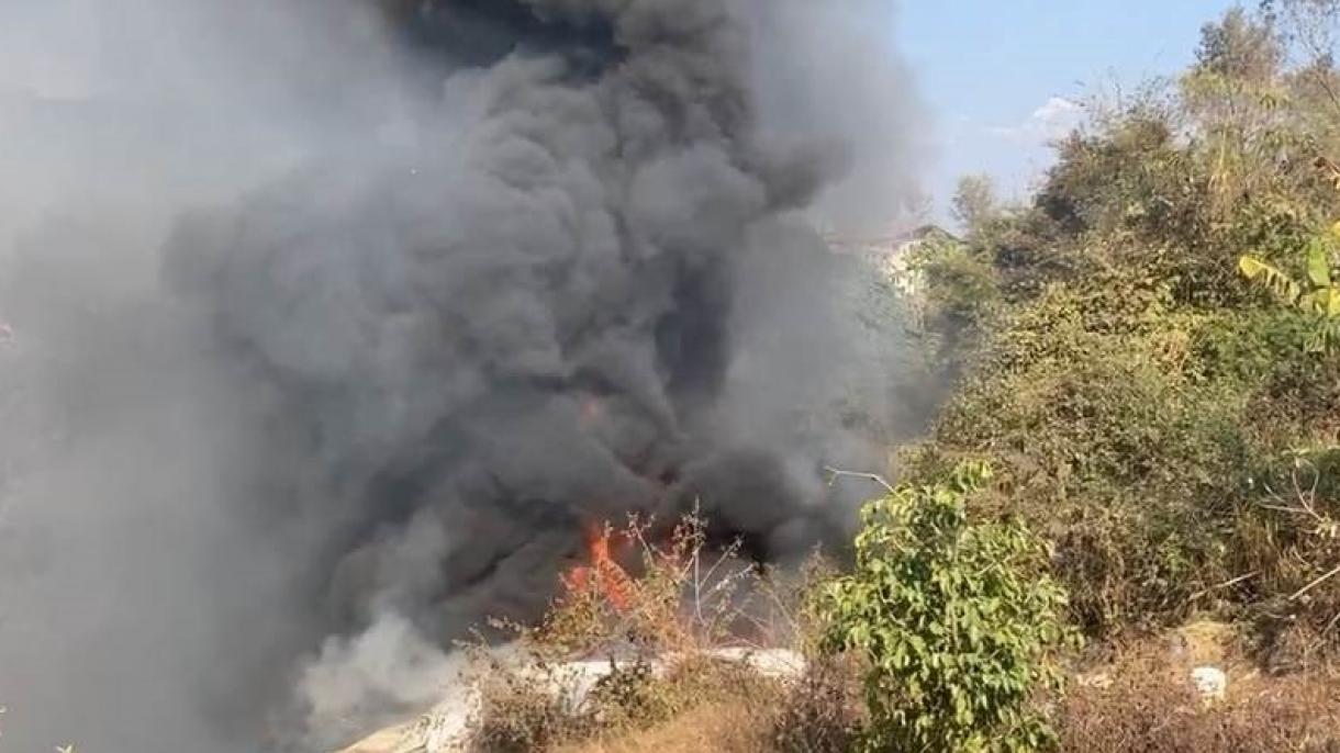 هواپیمای مسافربری حامل 72 سرنشین در نپال سقوط کرد
