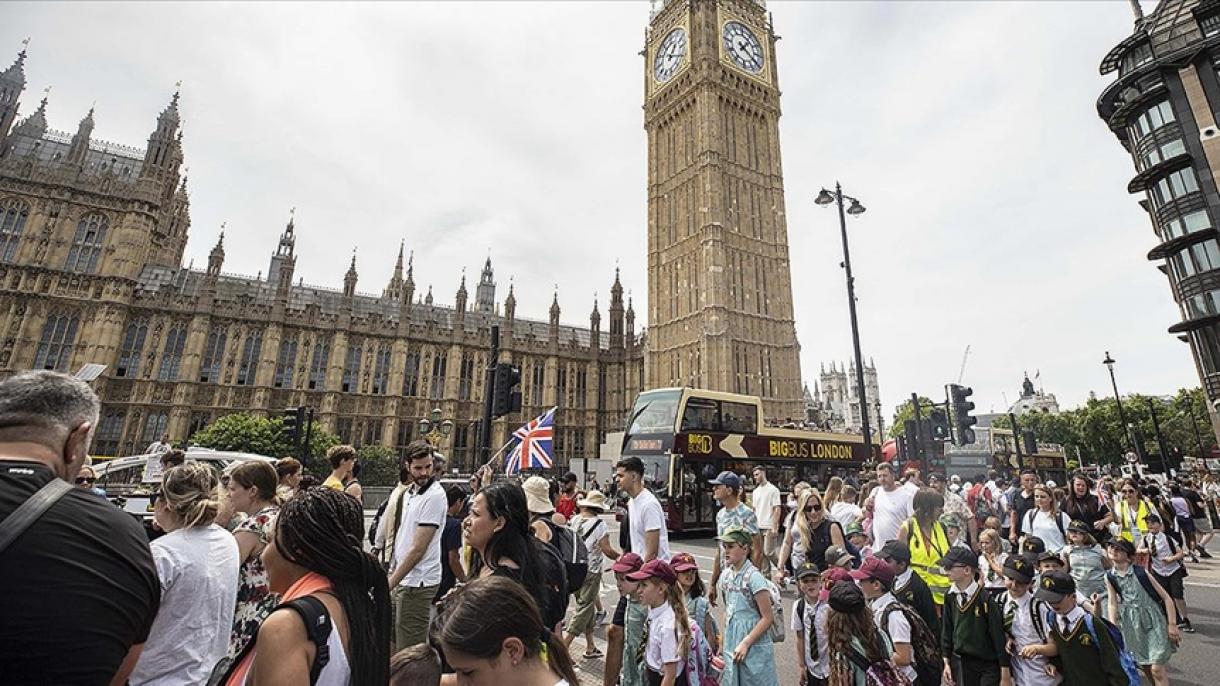 Cetățenii britanici care locuiesc în străinătate vor putea acum să voteze