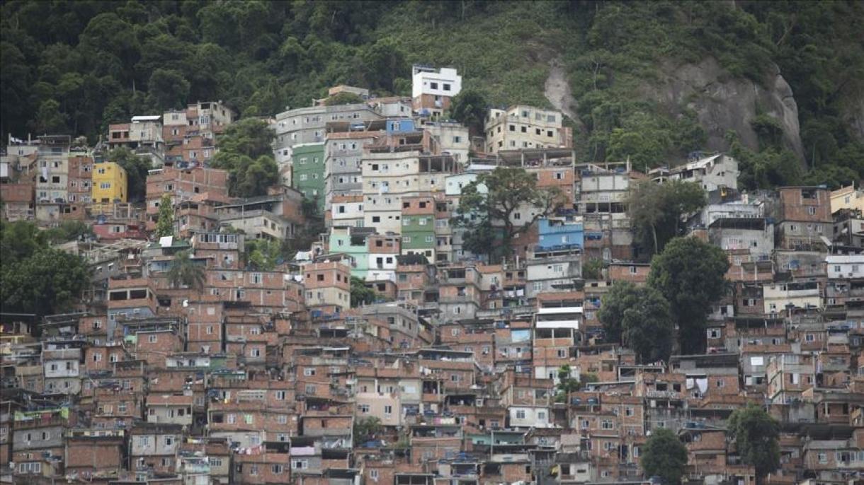 Brasil: 76% de la población aprueba aislamiento por el COVID-19 pese a rechazo de Bolsonaro