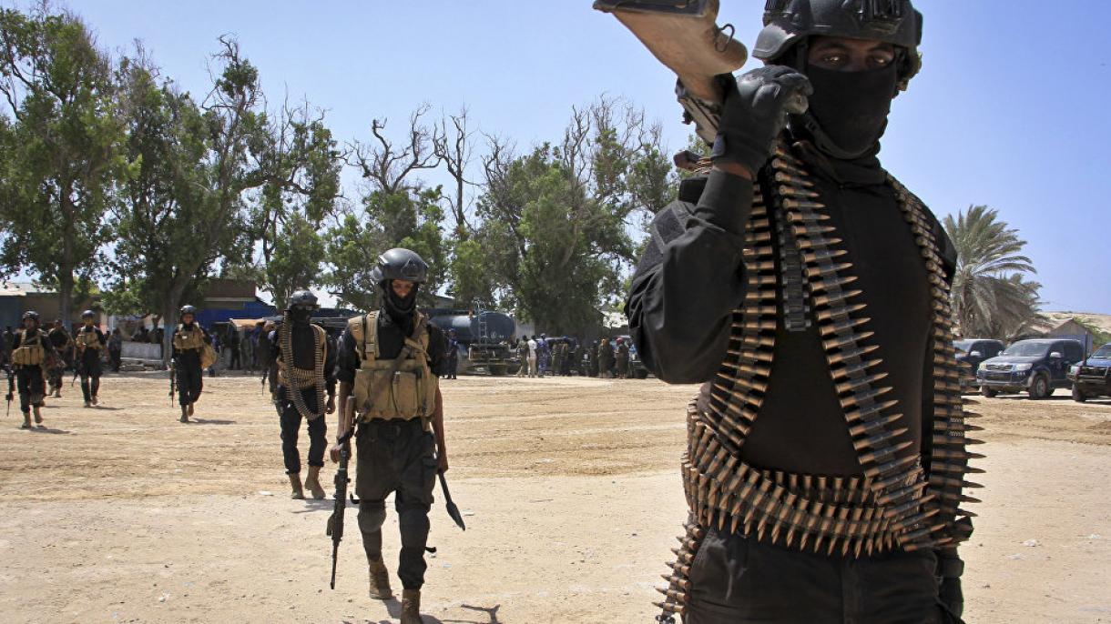 在索马里对青年党恐怖组织发动行动:25人死亡