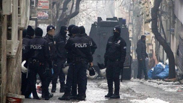 17 persoane reţinute în cazul atacului perfid de la Ankara