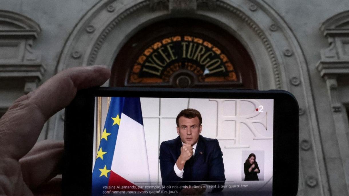 Francia vuelve a confinamiento nacional desde el 3 de abril