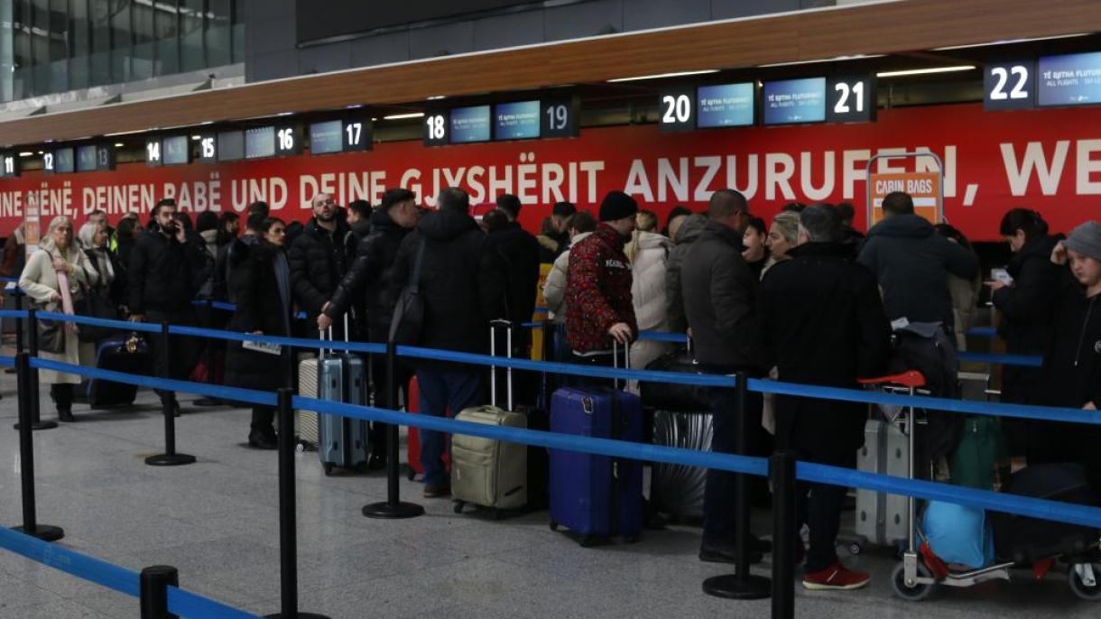 Cetățenii statului Kosovo călătoresc fără viză în Spațiul Schengen
