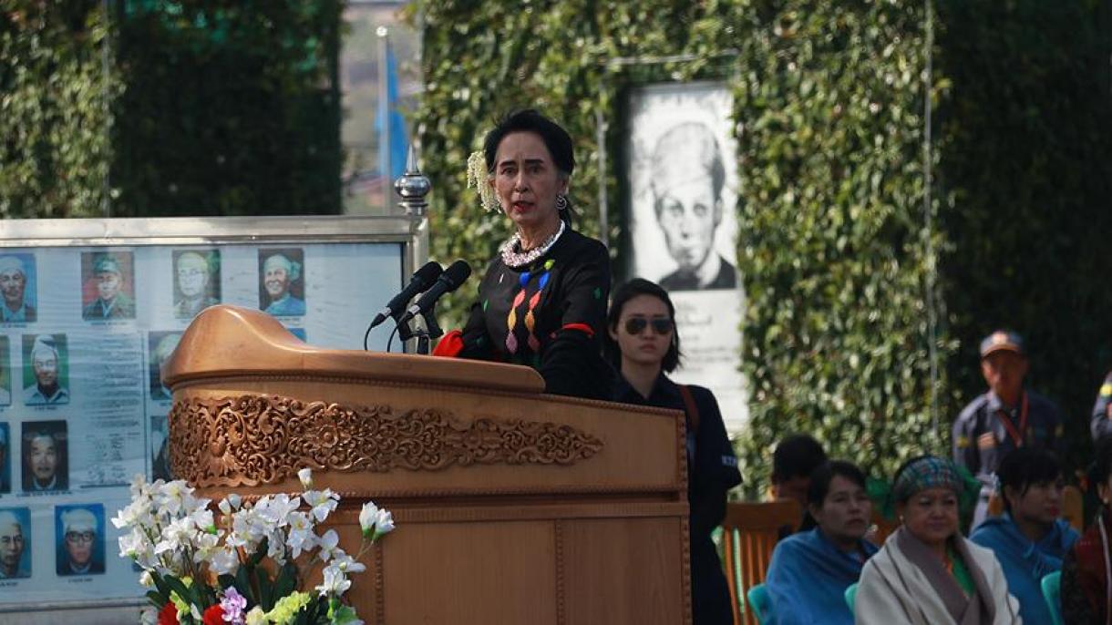 Aung San Suu Chi Arakan masalasi haqida bayonot berdi