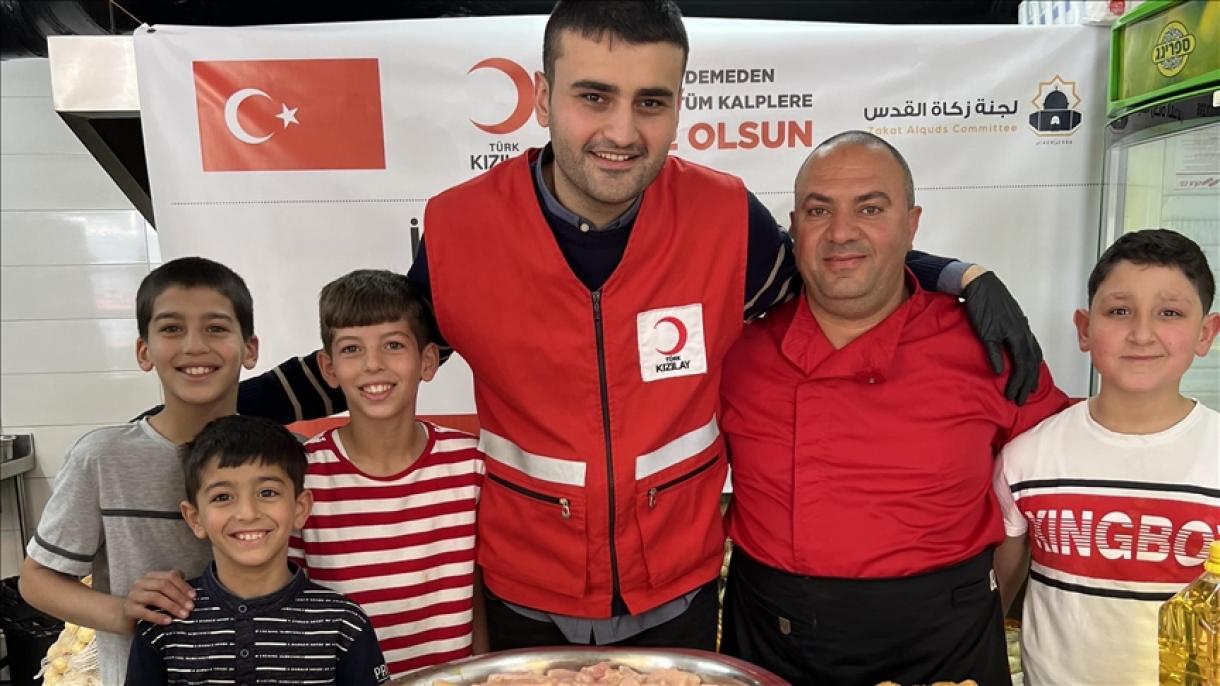 حضور سرآشپز معروف ترکیه در برنامه ماه مبارک رمضان هلال احمر در قدس