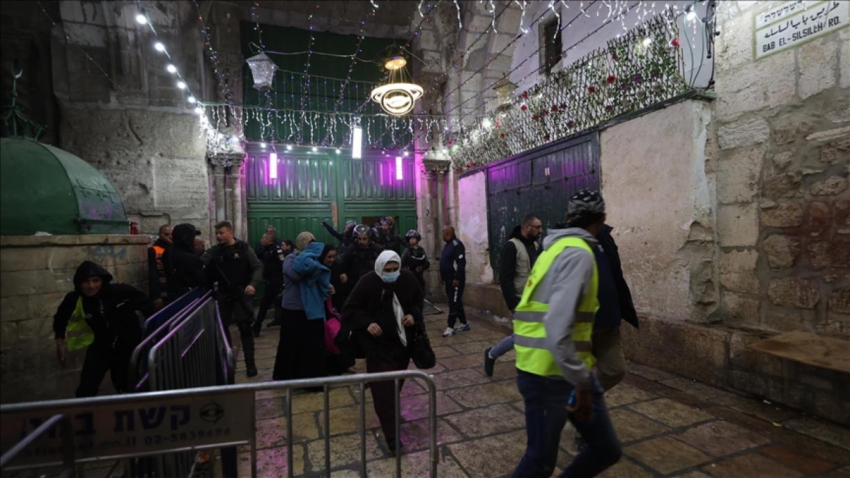 اسرائیل کی مسجد اقصی میں جارحیت،  فلسطینیوں کے خلاف نازیبا کاروائیاں