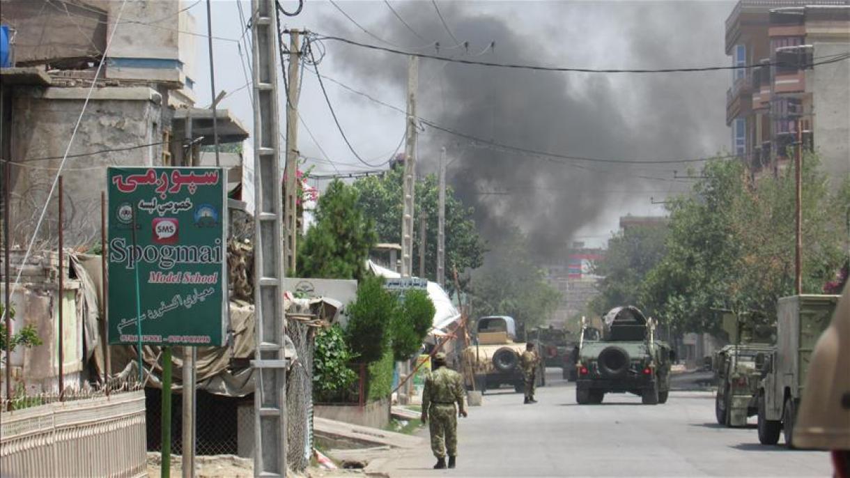 afghanistandiki bir jamede jüme namizi esnasida adem bomba hujumi yüz berdi