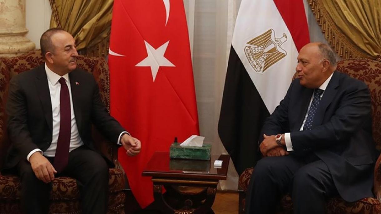 Чавушоглу се срещна с египетския външен министър Самех Шукри