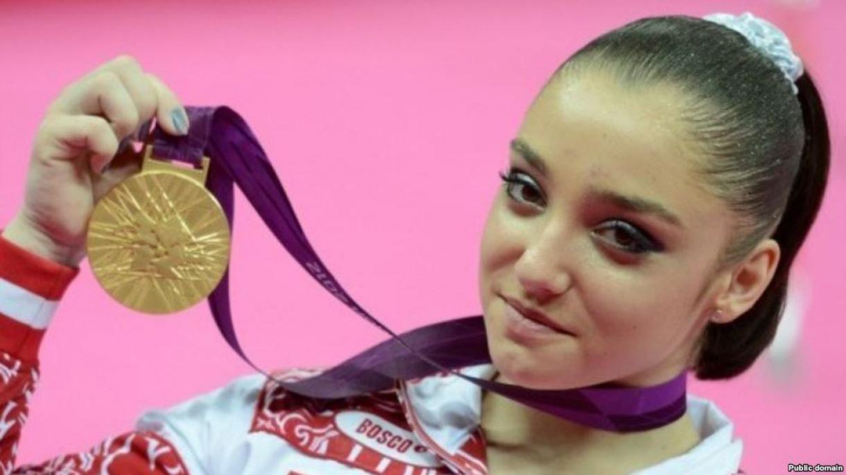 Tatar qızı altın medal' yawladı