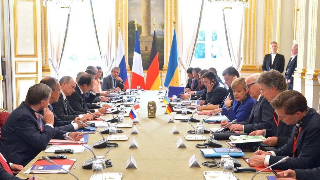Vertice leader Francia, Germania, Ucraina e Russia domani su accordo Minsk
