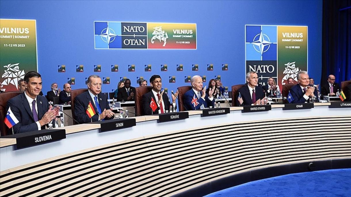 Erdoğan elnök részt vett a NATO állam- és kormányfői találkozóján