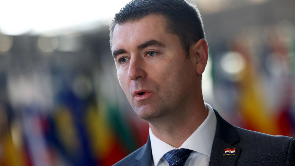 Хърватският премие Пленкович уволни министъра на икономиката и неговия съветник