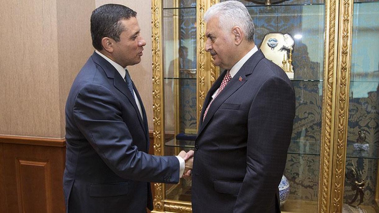 Primer ministro Yıldırım recibe al ministro de Exteriores de Guatemala Moscoso en Ankara